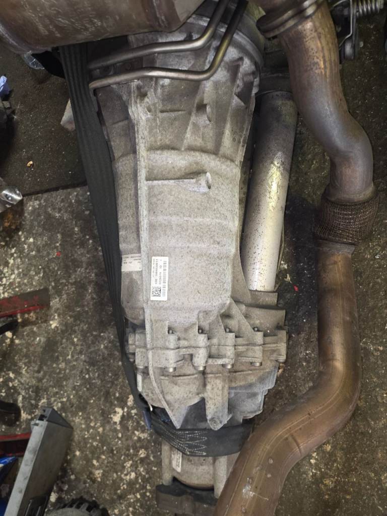 Audi A4 2008 3.0 Diesel Automatic gearbox 1084030011
