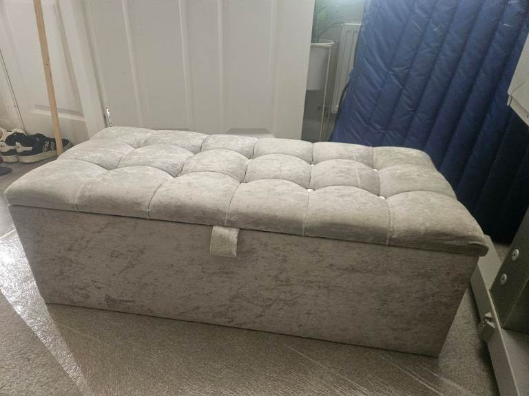 Ottoman storage box