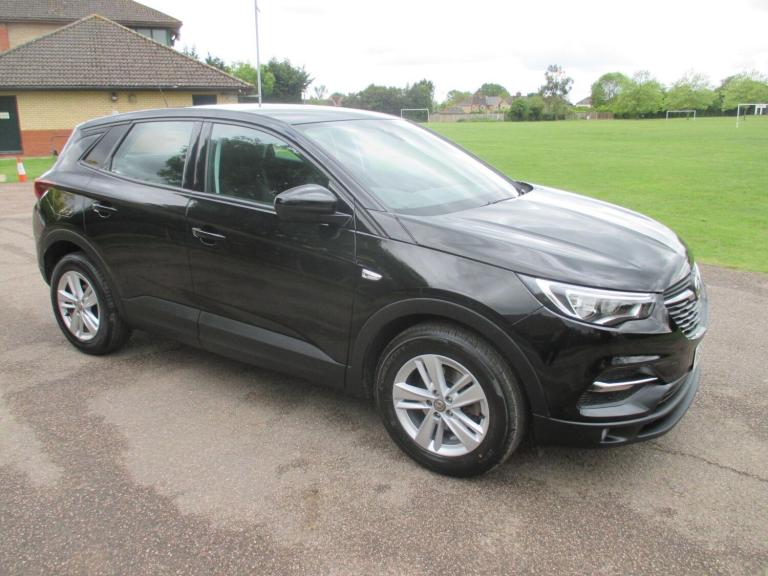 2019 Vauxhall Grandland X 1.2 Turbo SE 5dr HATCHBACK PETROL Manual