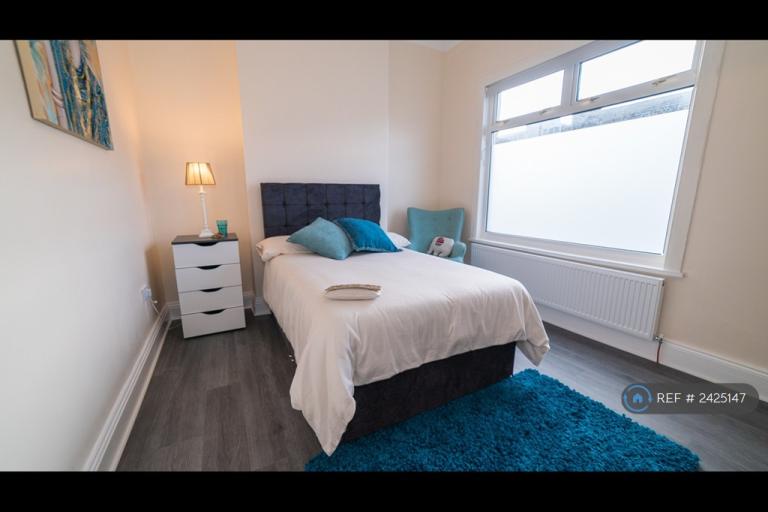 1 bedroom in Jedburgh St, Middlesbrough, TS1 (#2425147)