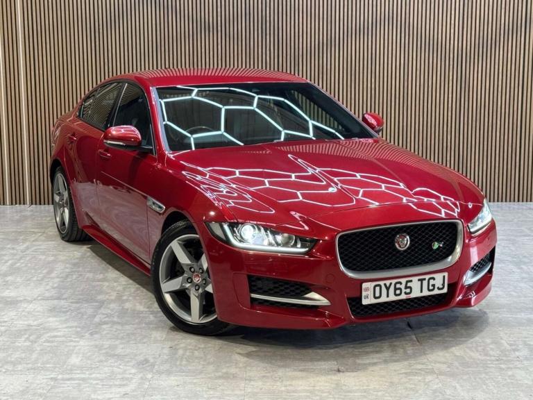 2015 Jaguar XE 2.0d [180] R-Sport 4dr Auto SALOON DIESEL Automatic