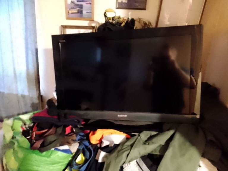 TV bilt in Freeview 34 inch 