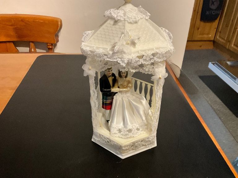 Scottish Wedding Cake Topper - Bride & Groom Gazebo Figurine, Good Condition
