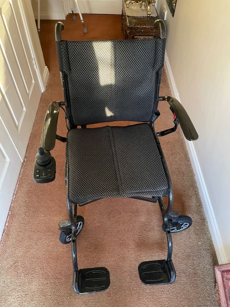 Electric wheelchair