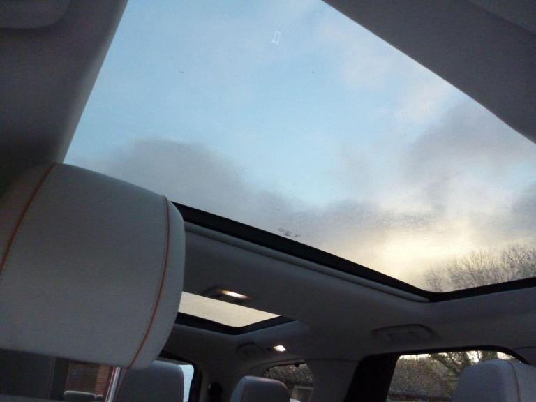 2017 Land Rover Discovery 3.0 TD V6 HSE Auto 4WD Euro 6 (s/s) 5dr ESTATE Diesel Automatic