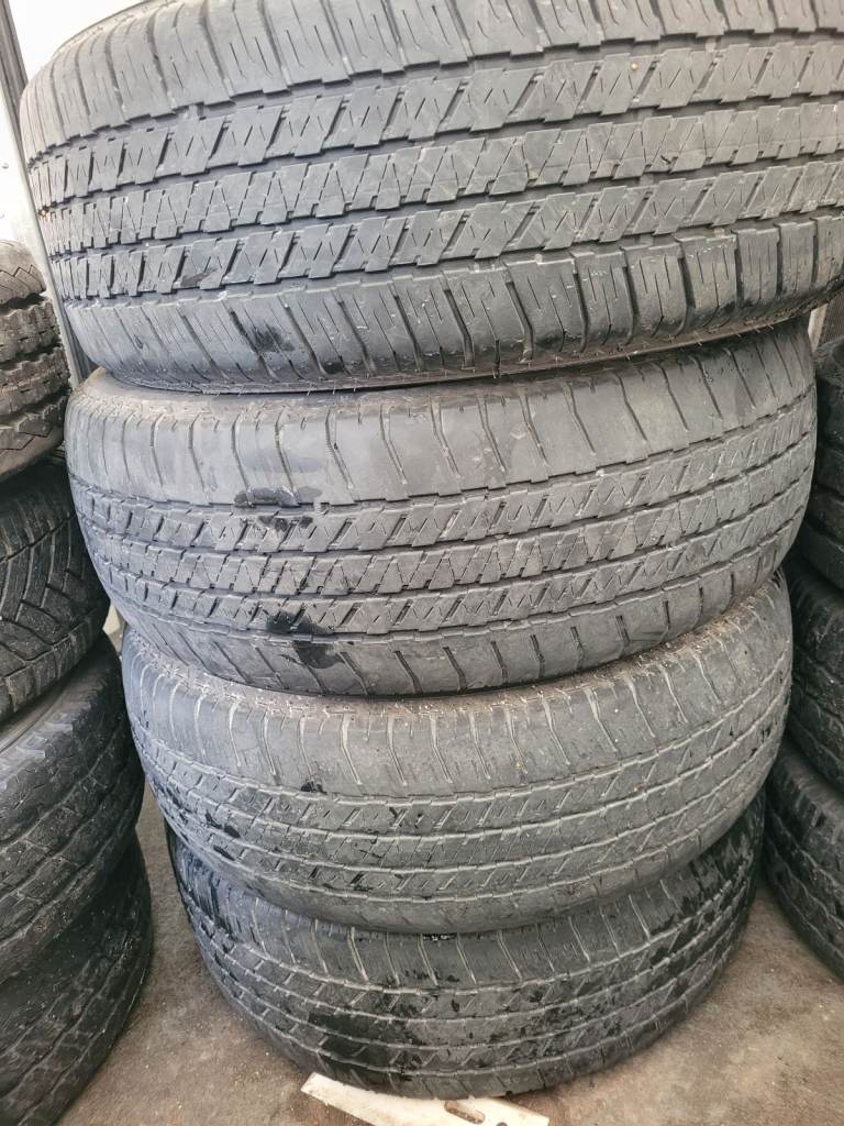 4x 265 60 18 4x4 tyres Bridgestone Dueler matching