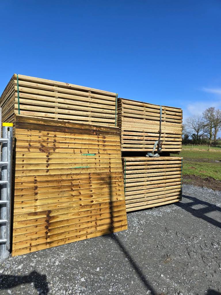 Timber fence panels / boards overlap panels