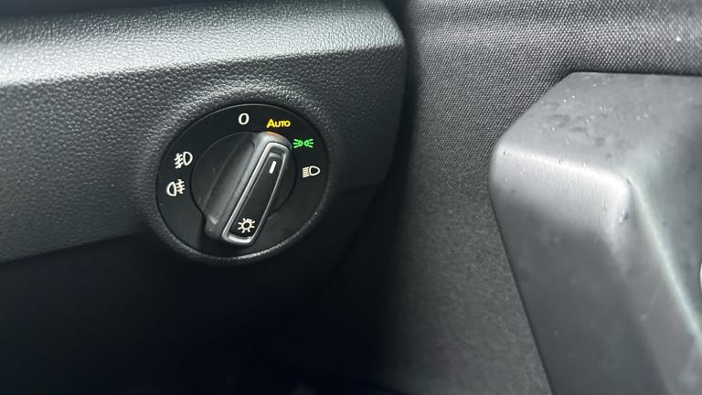 2021 Volkswagen T-Roc 1.5 TSI EVO SEL 5dr DSG Petrol Hatchback Hatchback Petrol Automatic