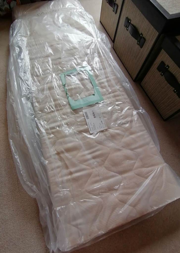 2 brand new caravan bunk mattresses
