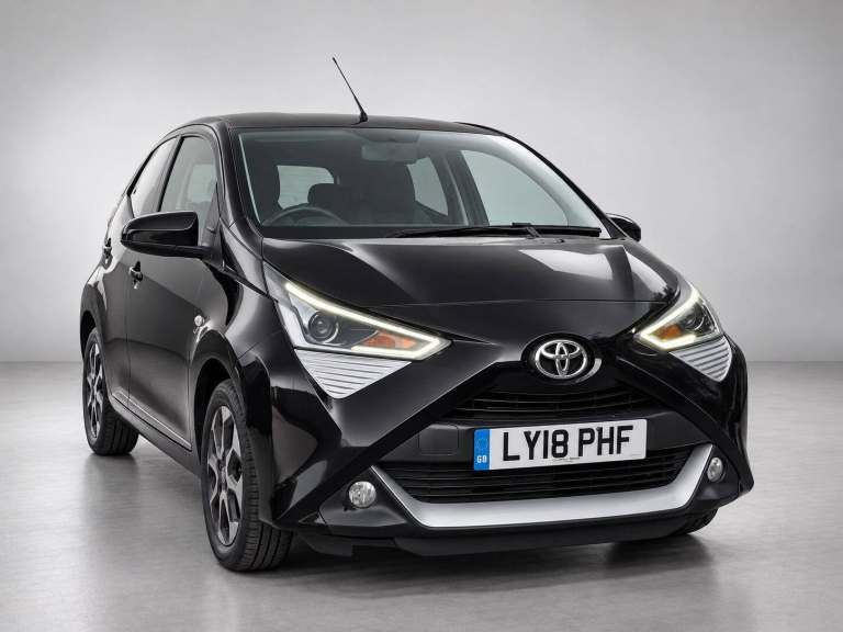 2018 Toyota AYGO 1.0 VVT-i x-plore x-shift Euro 6 5dr HATCHBACK Petrol Automatic