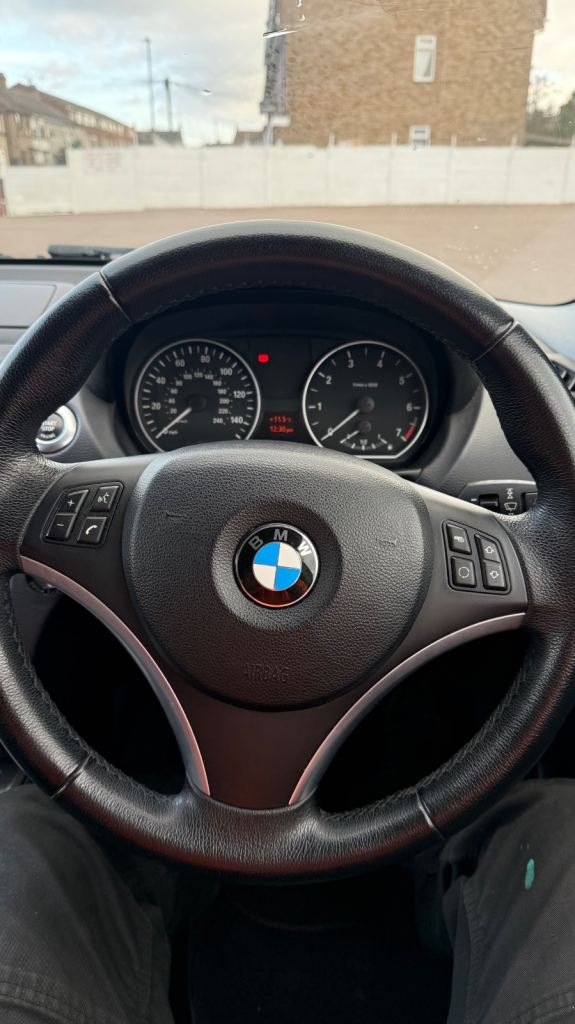 BMW, 1 SERIES, Hatchback, 2009, Semi-Auto, 1995 (cc), 3 doors