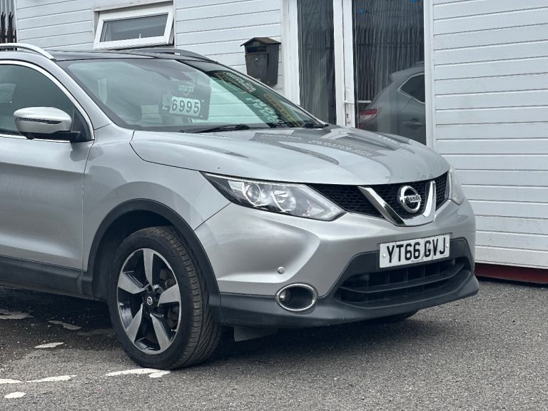 2016 Nissan Qashqai 1.2 DIG-T N-Connecta 2WD Euro 6 (s/s) 5dr