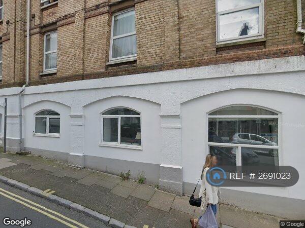 2 bedroom flat in Market Street, Torquay, TQ1 (2 bed) (#2691023)