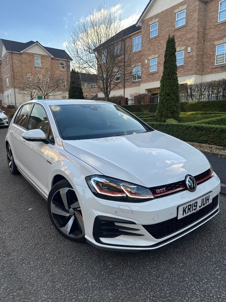 Volkswagen, GOLF, Hatchback, 2019, Semi-Auto, 1984 (cc), 5 doors