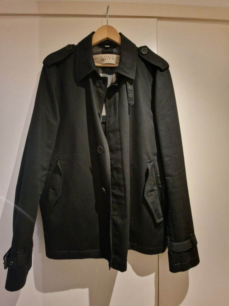 Black Burberry trench coat – size L
