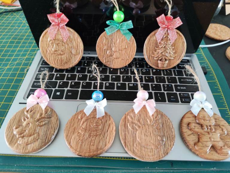 Wood carvings for Christmas 🎁⛄