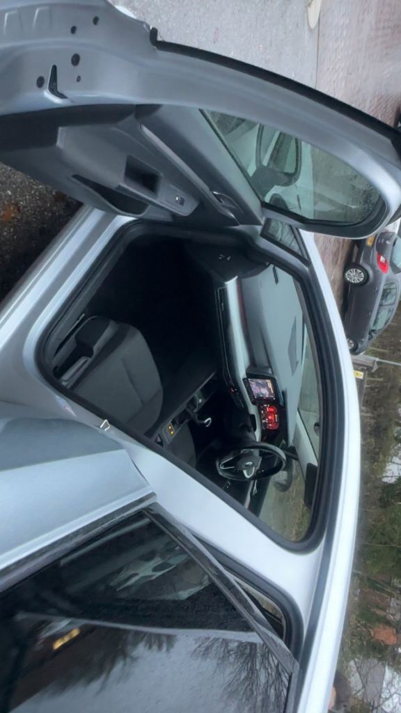 2021 Volkswagen Golf TSI LIFE 1.5L