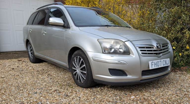 Toyota avensis 2.0 litres diesel 