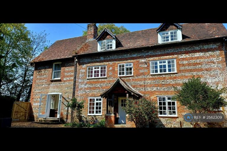 6 bedroom house in Amesbury Road, Salisbury, SP4 (6 bed) (#2562309)