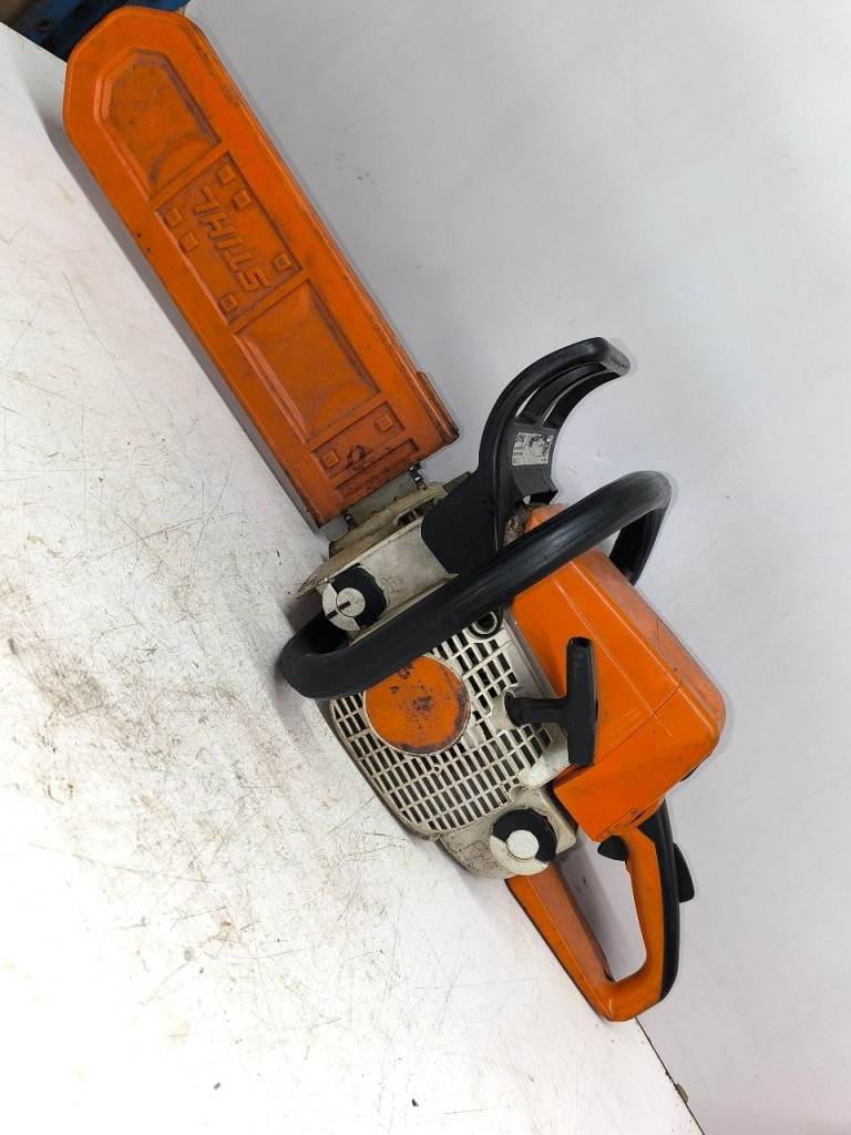 STIHL 023 2 STROKE PETROL CHAINSAW 