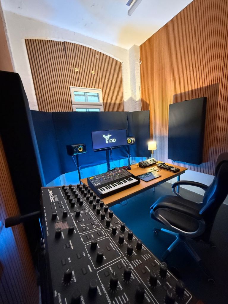 Music Studio for Rent (Limehouse)