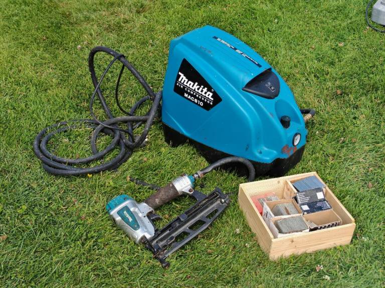 MAKITA MAC610/2 6 Litre AIR COMPRESSOR