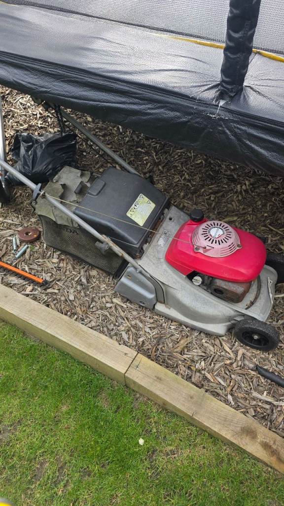 Honda Petrol Lawnmower with Grass Box – Fair Condition