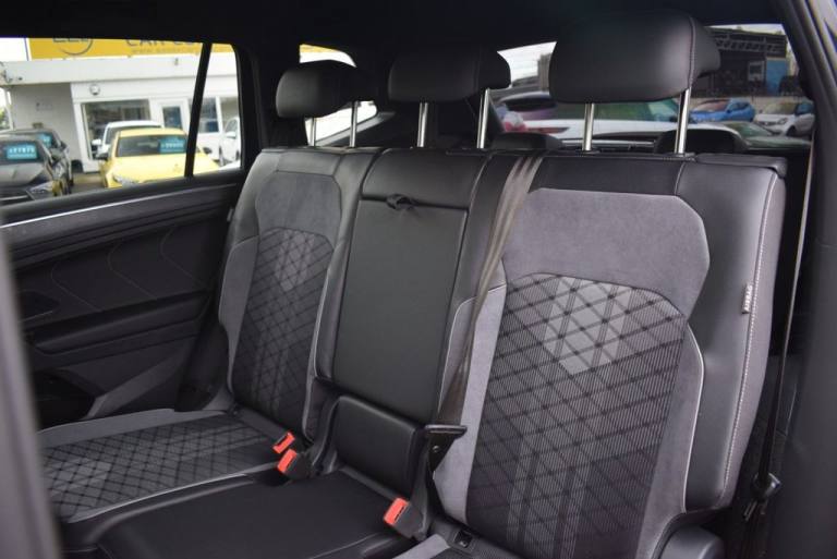 2024 Volkswagen Tiguan Allspace 1.5 TSI R-Line SUV 5dr Petrol DSG Euro 6 (s/s) (150 ps) ESTATE Pe...