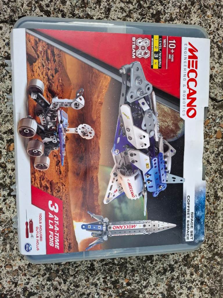 Meccano space set