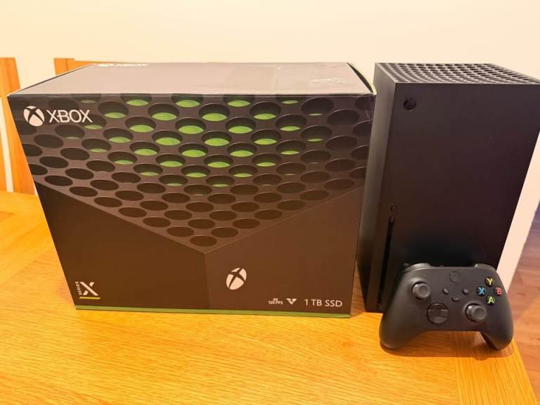 Xbox Series X Console 1TB SSD – Black, Good Condition