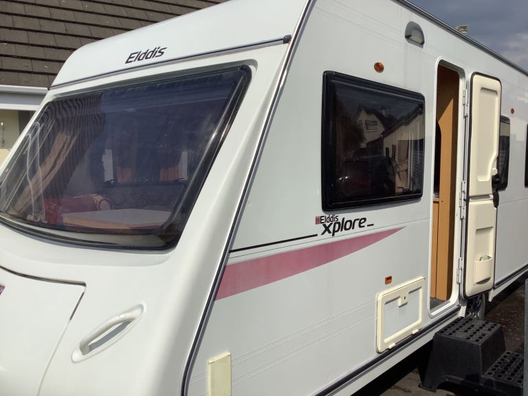 Elddis 544 towing caravan 