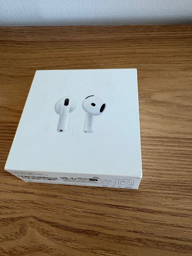 Apple AirPods 4th generation 