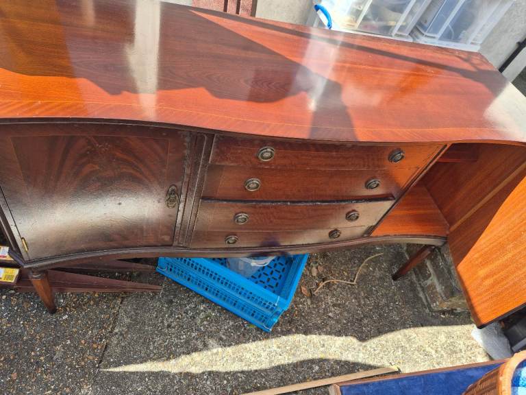 Free sideboard