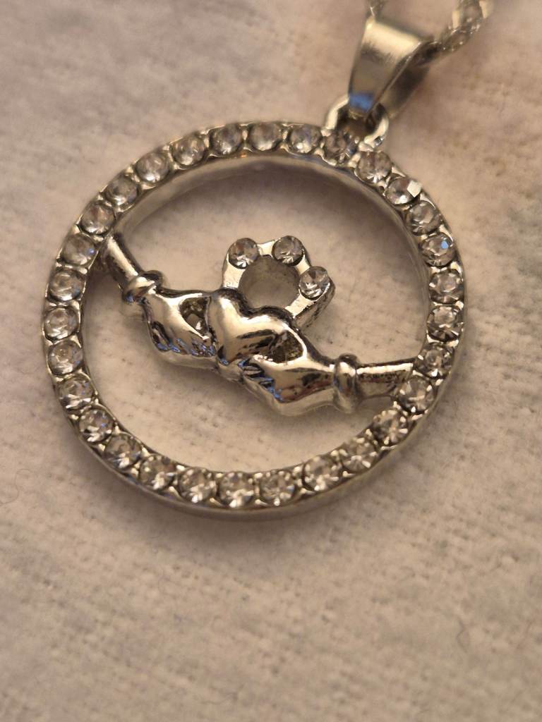 BRAND NEW - Irish Claddagh Necklace - Silver with Crystals by Glencara