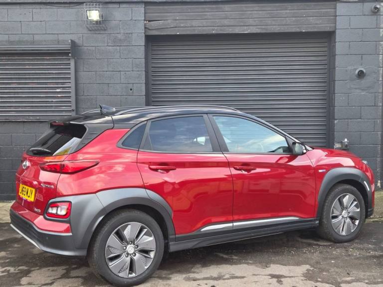 2019 Hyundai KONA 64kWh Premium SE SUV 5dr Electric Auto (7kW Charger) (204 ps) HATCHBACK ELECTRI...