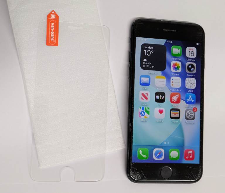 Unlocked iPhone SE 3rd Gen 5G 64GB updates until 2029 cheap phone for work, business, personal 