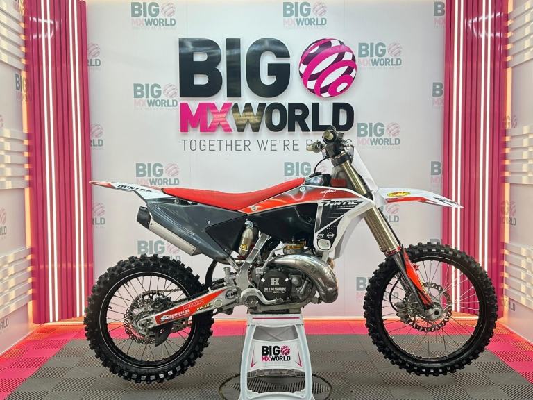 Fantic XX 250 2022 - VHM Head, Ti Pegs, Renthal Fatbars