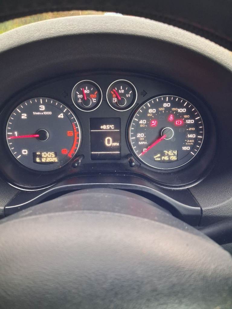 Audi, A3, Hatchback, 2013, Manual, 1598 (cc), 5 doors