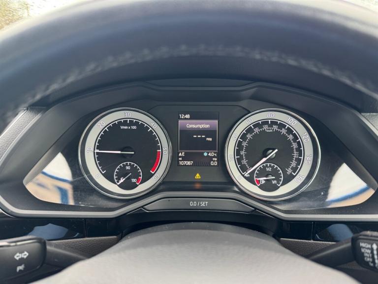 2016 Skoda Superb 2.0 TDI CR Laurin + Klement 5dr HATCHBACK DIESEL Manual