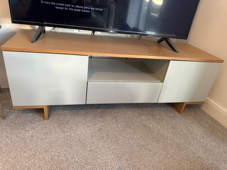 Habitat TV Stand 