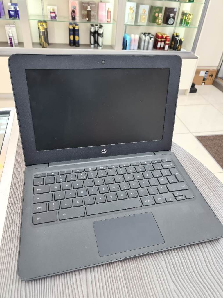 HP Chromebook 32GB in Excellent Condition