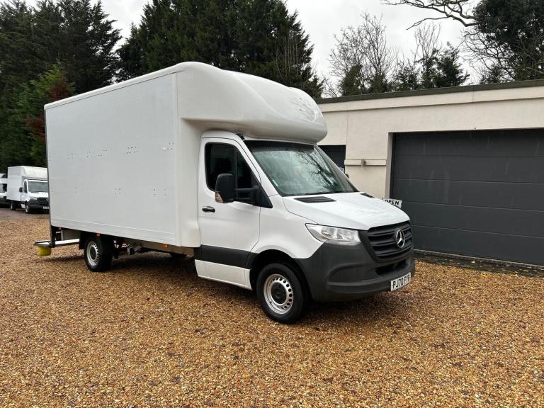 2020 Mercedes-Benz Sprinter 2.2 314 CDi LWB Luton Tail Lift 14  Foot Body Luton Diesel Manual