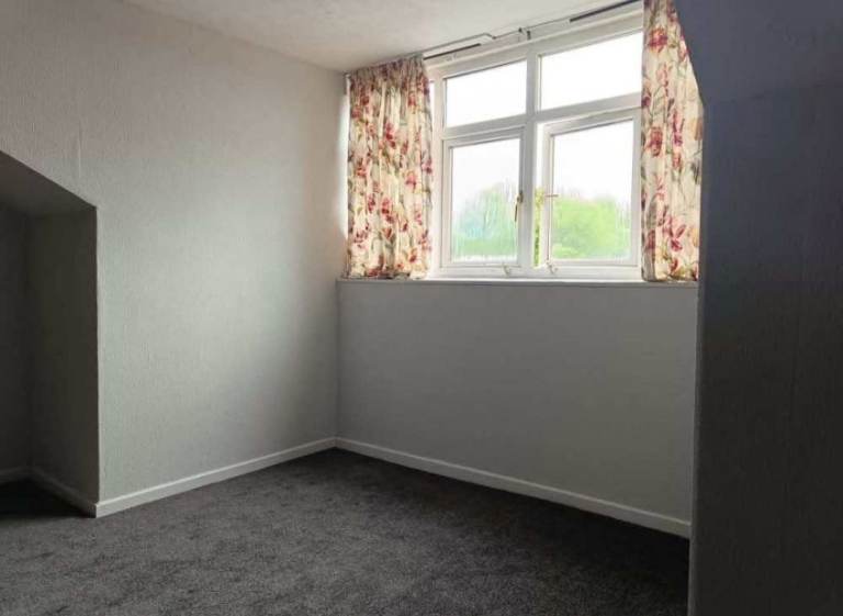 Room to rent 390£