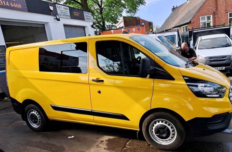 FORD TRANSIT CUSTOM Combi Crew 2.0 340 EcoBlue Leader 2022