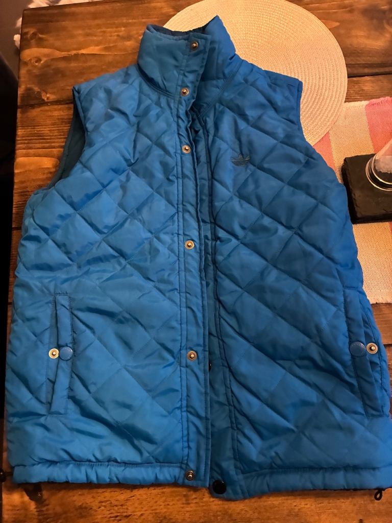 Adidas reversible body warmer 