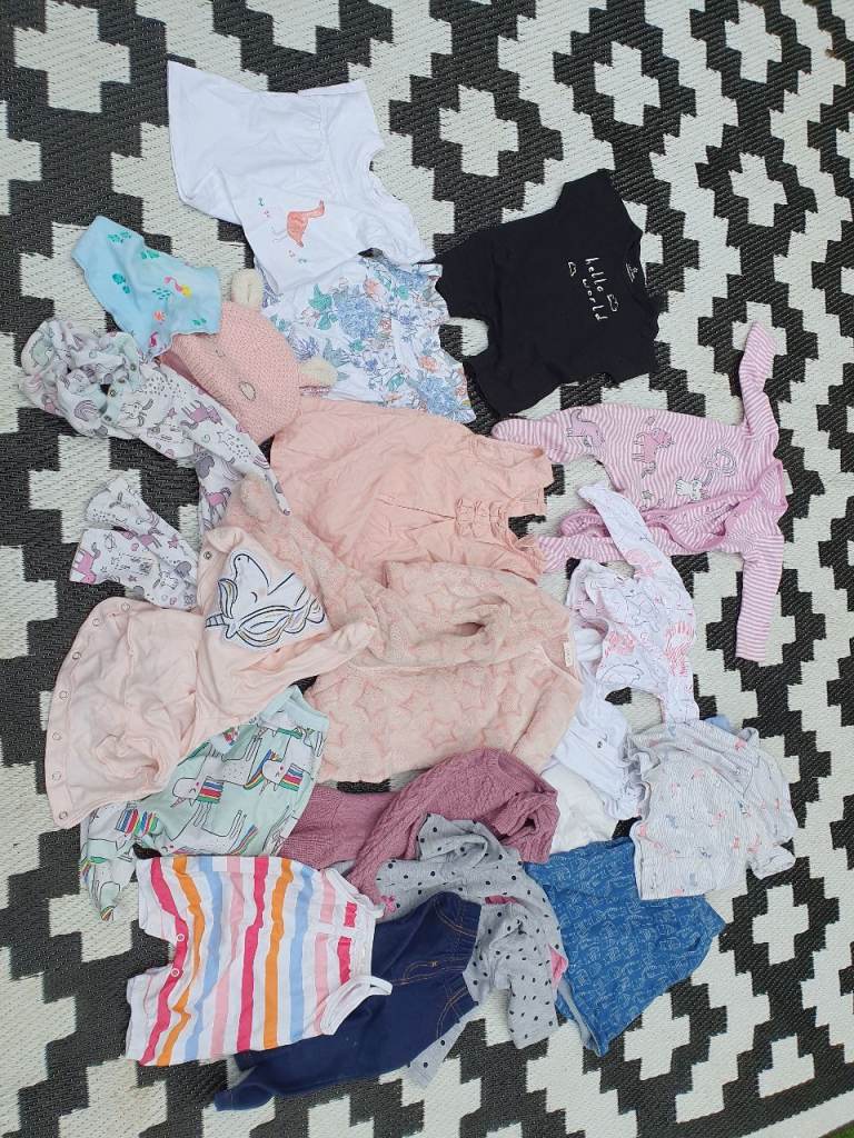 Baby clothes bundle 