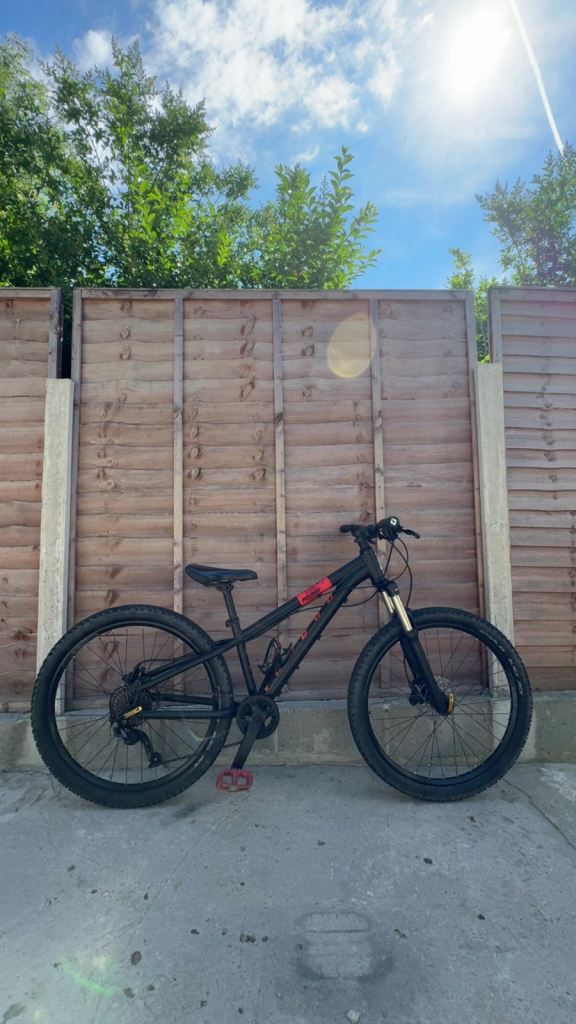 🟠 Voodoo Nzumbi Junior Mountain Bike 🌑
