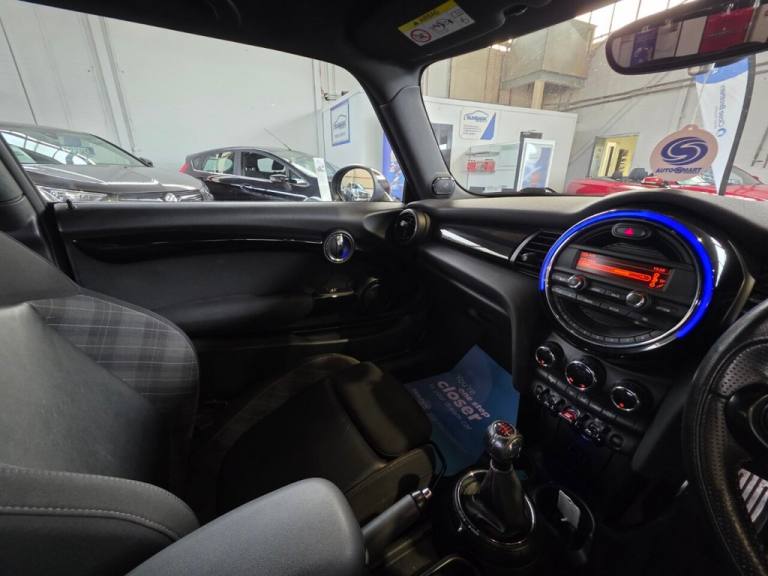 2015 65 MINI HATCH 2.0 COOPER SD HATCHBACK 3DR DIESEL MANUAL EURO 6 (S/S) (170 P