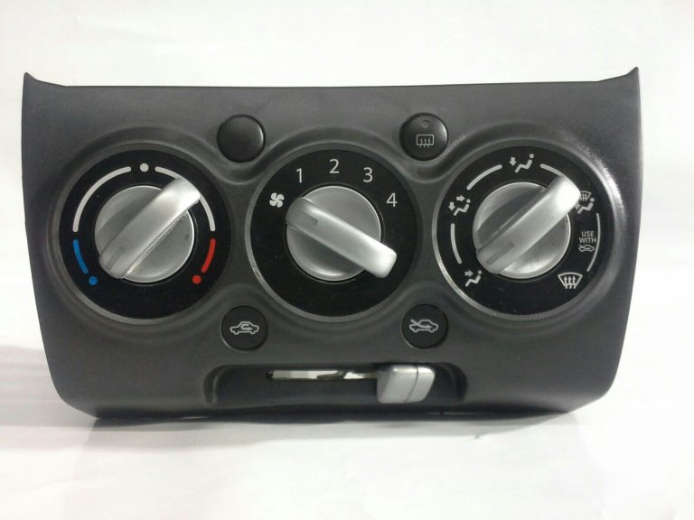 Suzuki Alto A/C Heater Control Panel 2009-2015