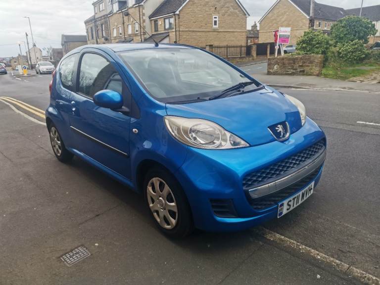 Pegeout 1.0 Low mileage / Cheap road tax